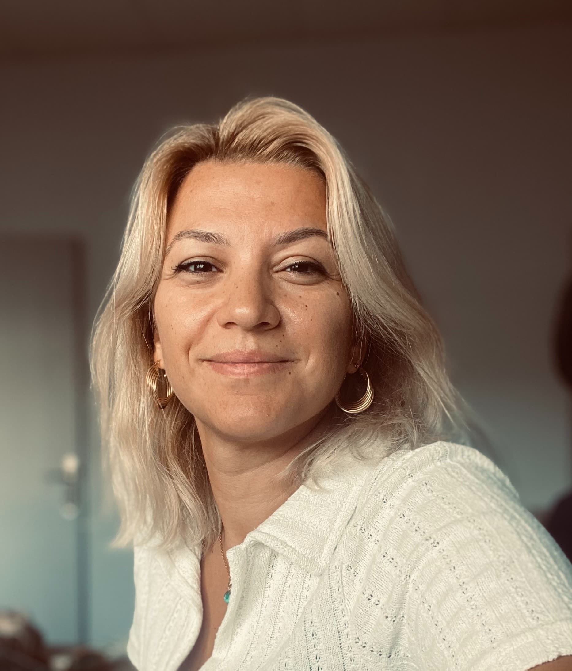 Zeynep Şeneroğlu Akın fotoğrafı